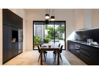 Những lưu ý khi chọn mua cửa kính nhôm mà gia chủ cần biết